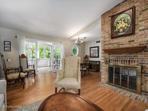 1134 North Pepper Tree Drive Palatine IL 60067
