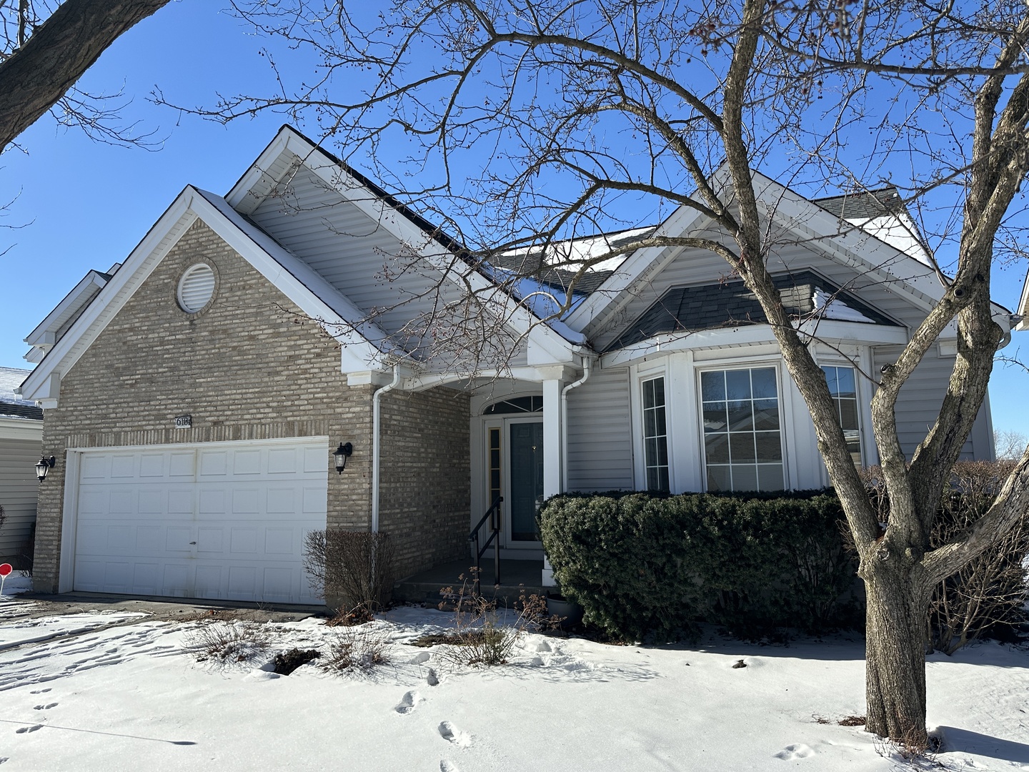 610 Golfers Lane Bartlett IL 60103