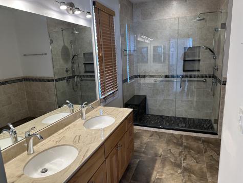 610 Golfers Lane Bartlett IL 60103