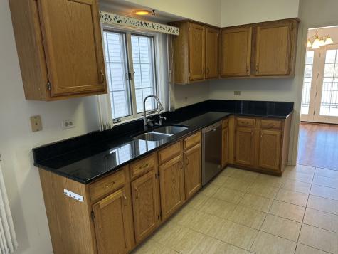 610 Golfers Lane Bartlett IL 60103