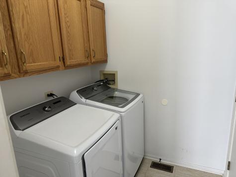 610 Golfers Lane Bartlett IL 60103