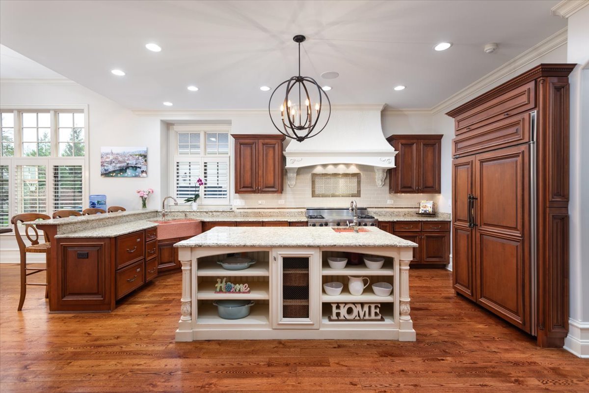 849 East Hillside Road Naperville IL 60540