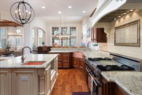 849 East Hillside Road Naperville IL 60540