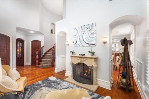 849 East Hillside Road Naperville IL 60540