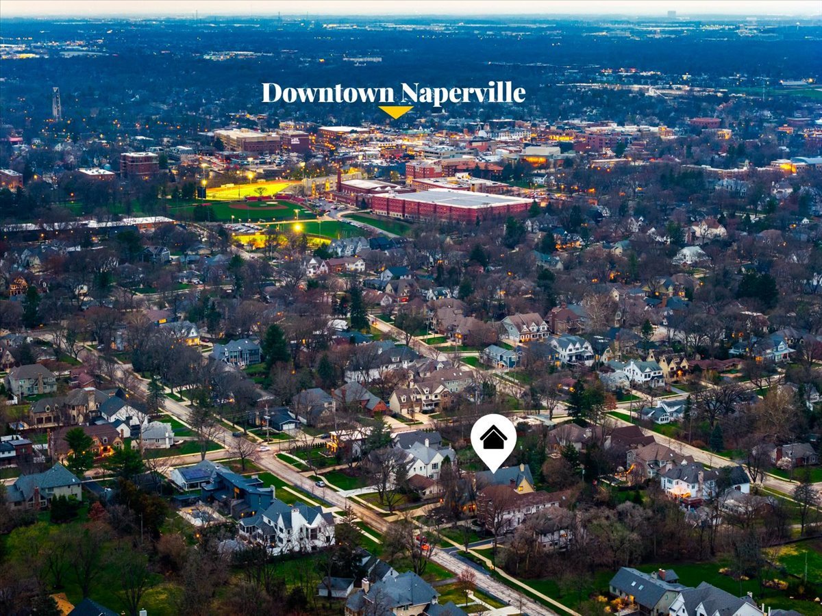 849 East Hillside Road Naperville IL 60540