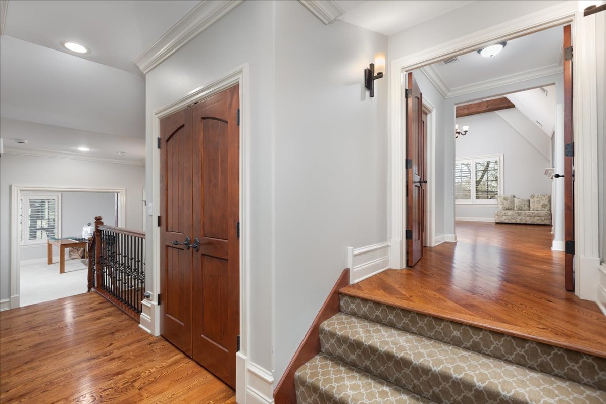 849 East Hillside Road Naperville IL 60540