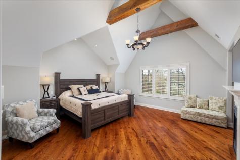 849 East Hillside Road Naperville IL 60540