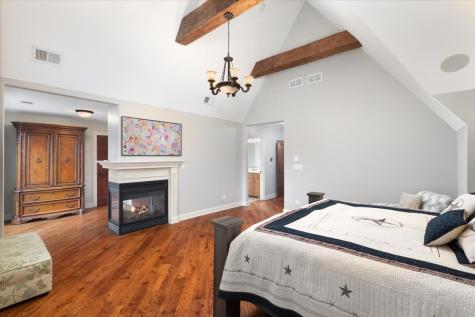 849 East Hillside Road Naperville IL 60540