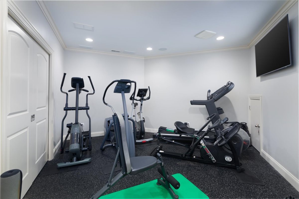 849 East Hillside Road Naperville IL 60540