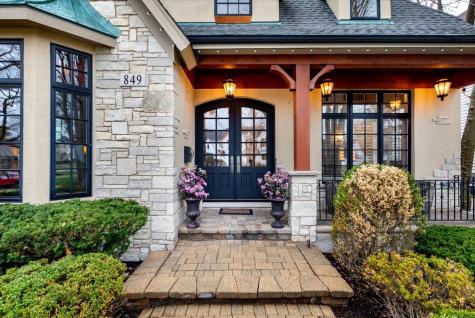 849 East Hillside Road Naperville IL 60540