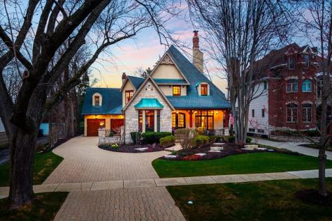 849 East Hillside Road Naperville IL 60540