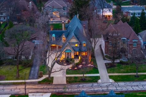 849 East Hillside Road Naperville IL 60540