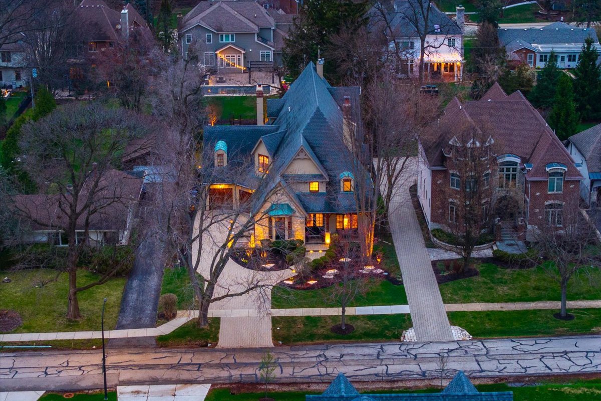 849 East Hillside Road Naperville IL 60540