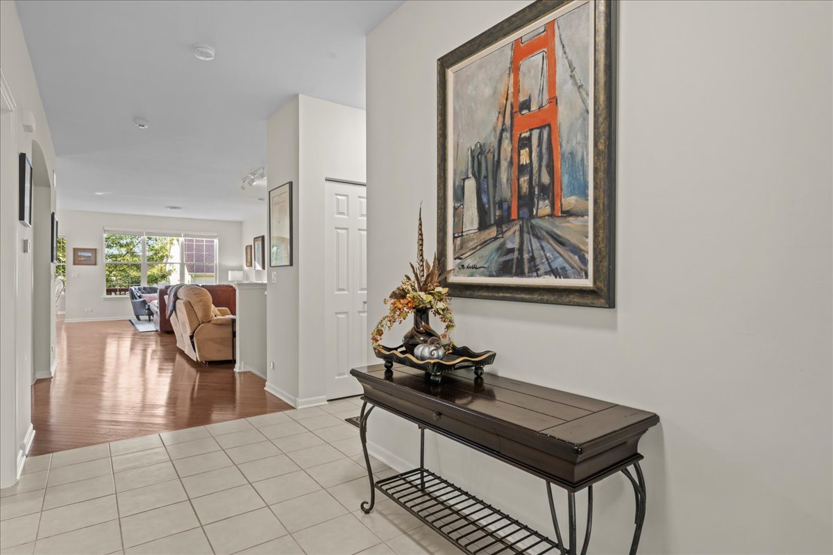 1148 Drury Lane Aurora IL 60502