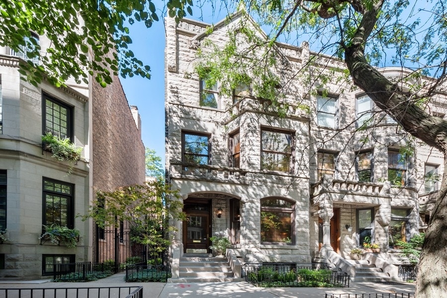 50 East Cedar Street Chicago IL 60611