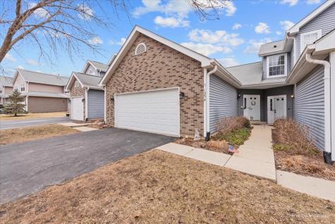 1354 Essex Street Algonquin IL 60102