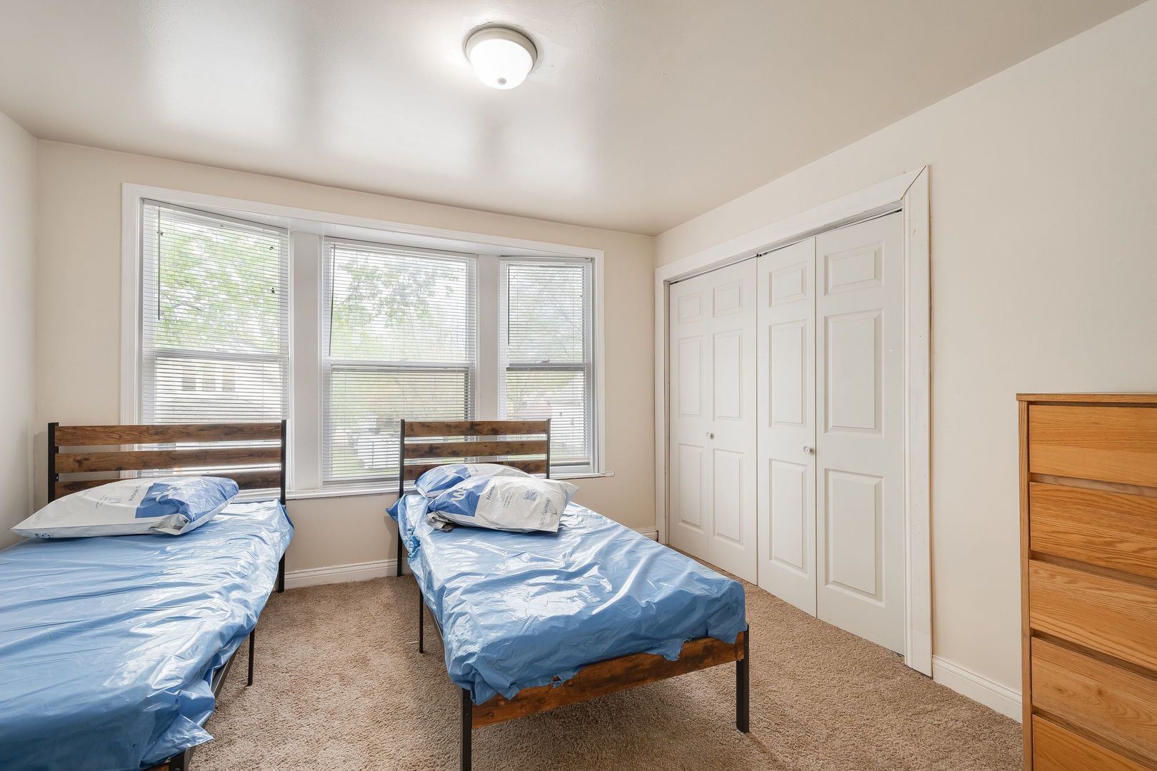 6012 South Honore Street Chicago IL 60636