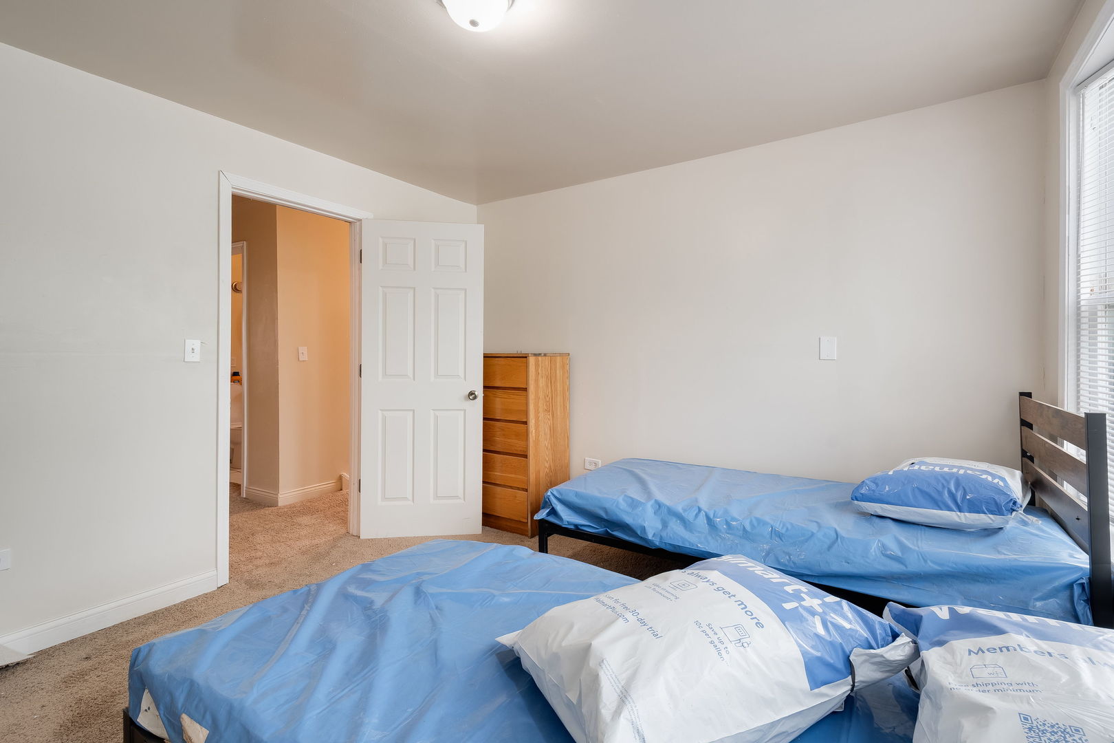 6012 South Honore Street Chicago IL 60636