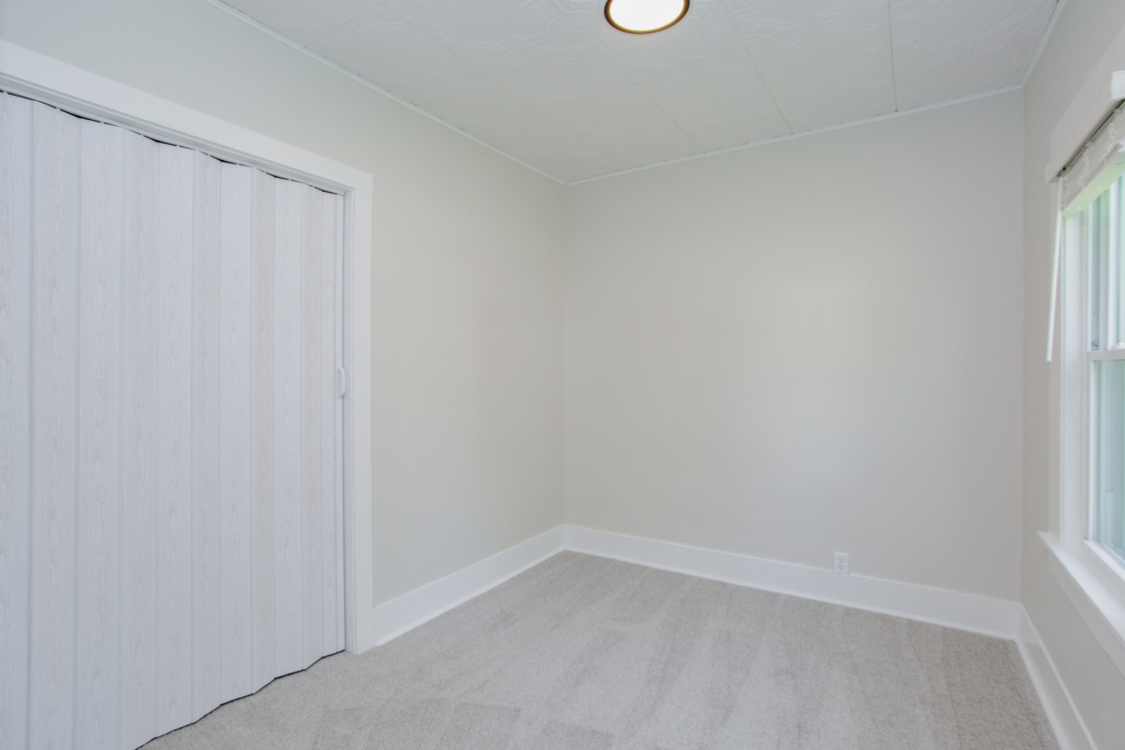 22W724 Saint Charles Road Glen Ellyn IL 60137