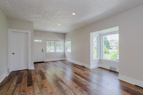 22W724 Saint Charles Road Glen Ellyn IL 60137