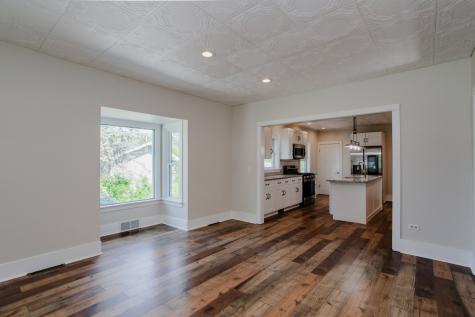 22W724 Saint Charles Road Glen Ellyn IL 60137
