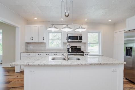 22W724 Saint Charles Road Glen Ellyn IL 60137