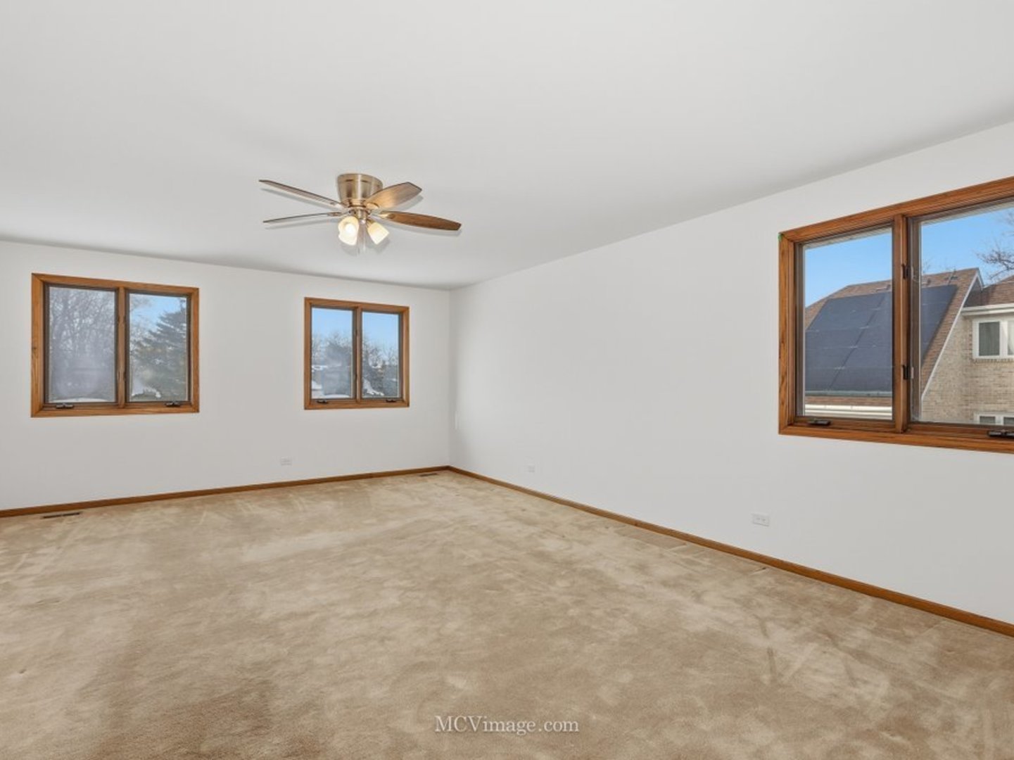 729 North 8th Avenue Addison IL 60101