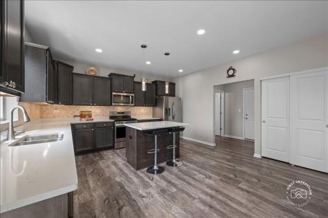 3799 Gardenia Drive Elgin IL 60124