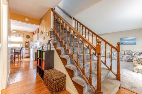 793 Santa Fe Court Carol Stream IL 60188