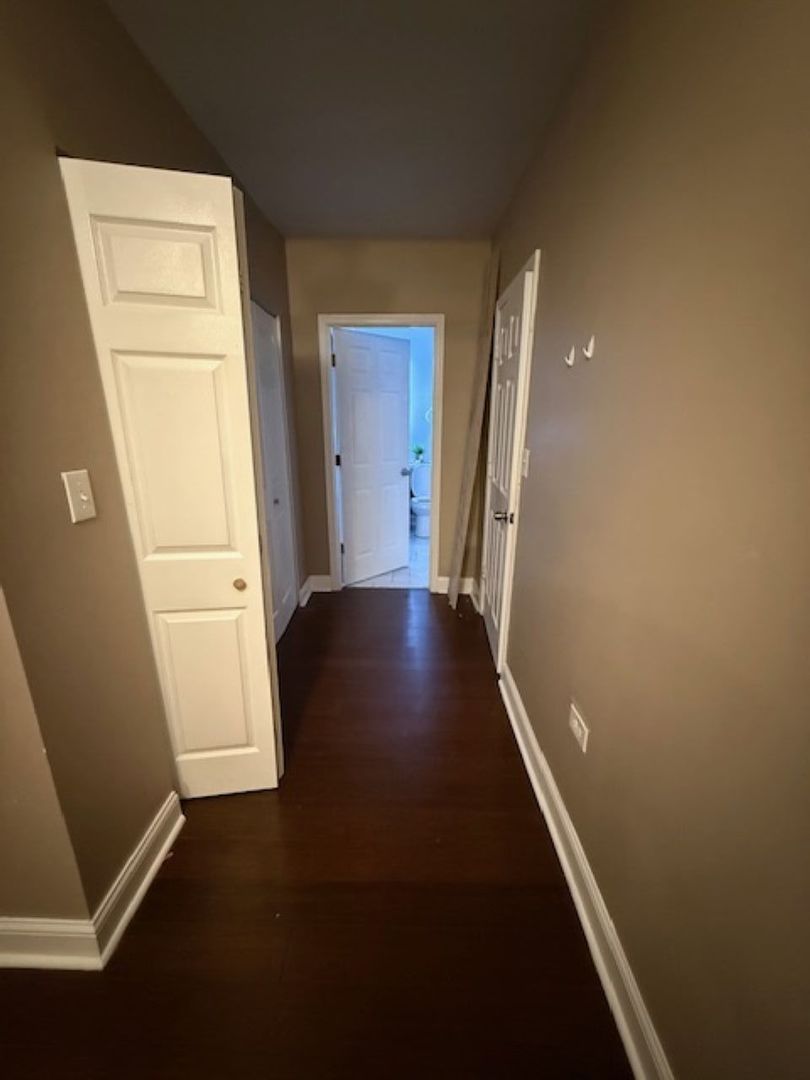 11815 South Hale Avenue Chicago IL 60643