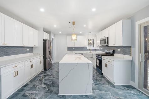 14315 South Manistee Avenue Burnham IL 60633