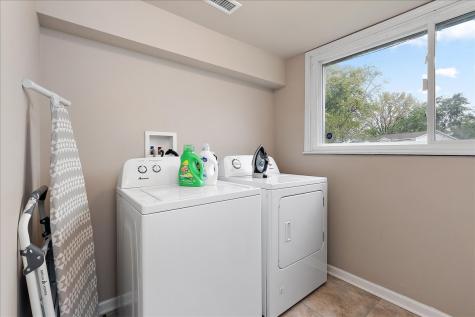 4301 Whitehall Lane Richton Park IL 60471