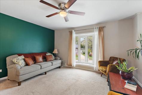 4301 Whitehall Lane Richton Park IL 60471