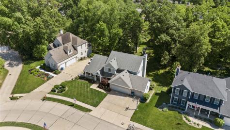 556 36TH Avenue East Moline IL 61244