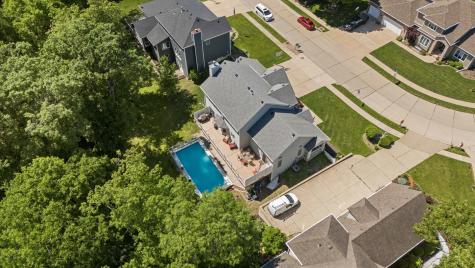 556 36TH Avenue East Moline IL 61244