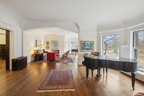 1232 Ridge Avenue Evanston IL 60202