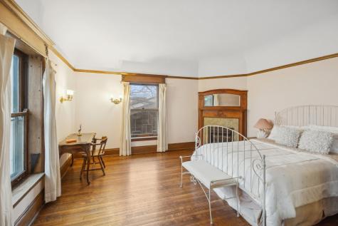 1232 Ridge Avenue Evanston IL 60202