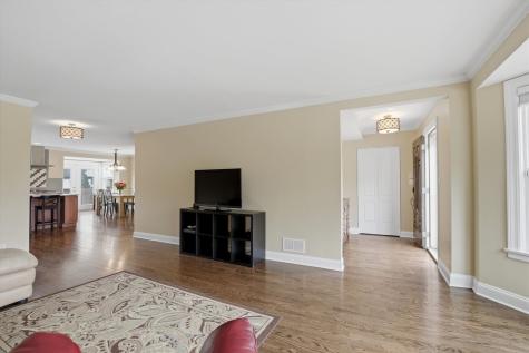 1601 South Ashland Avenue Park Ridge IL 60068