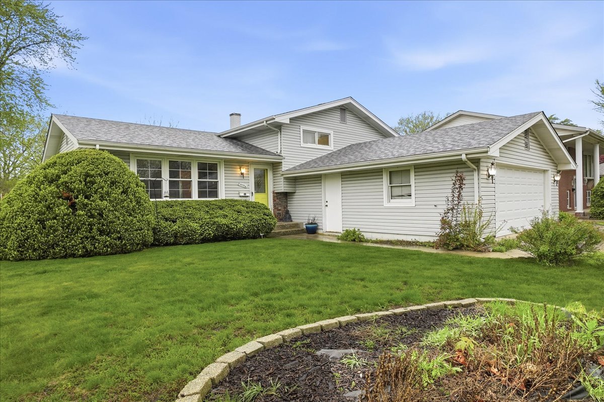18326 Bock Road Lansing IL 60438