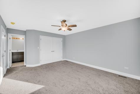 3127 141ST Place Blue Island IL 60406