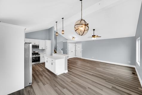 3127 141ST Place Blue Island IL 60406