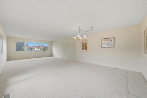 2453 Seville Circle Northbrook IL 60062