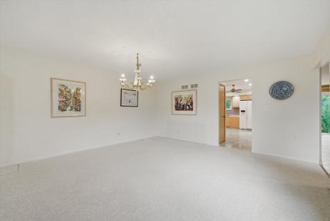 2453 Seville Circle Northbrook IL 60062