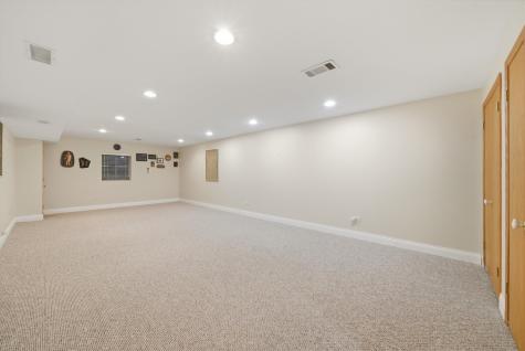 2453 Seville Circle Northbrook IL 60062