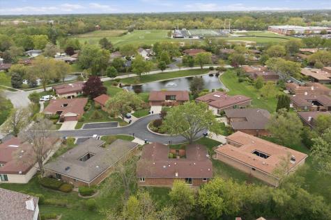 2453 Seville Circle Northbrook IL 60062