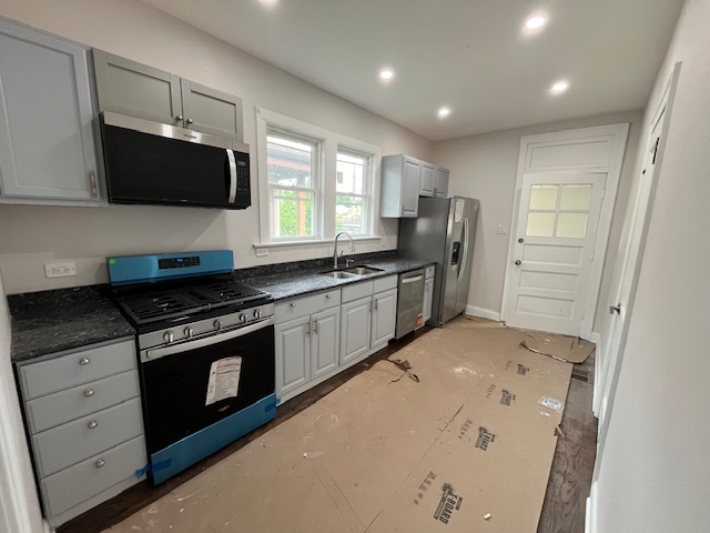 853 East 88th Street Chicago IL 60619