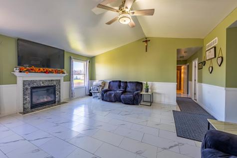 5132 Windrush Drive Rockford IL 61109