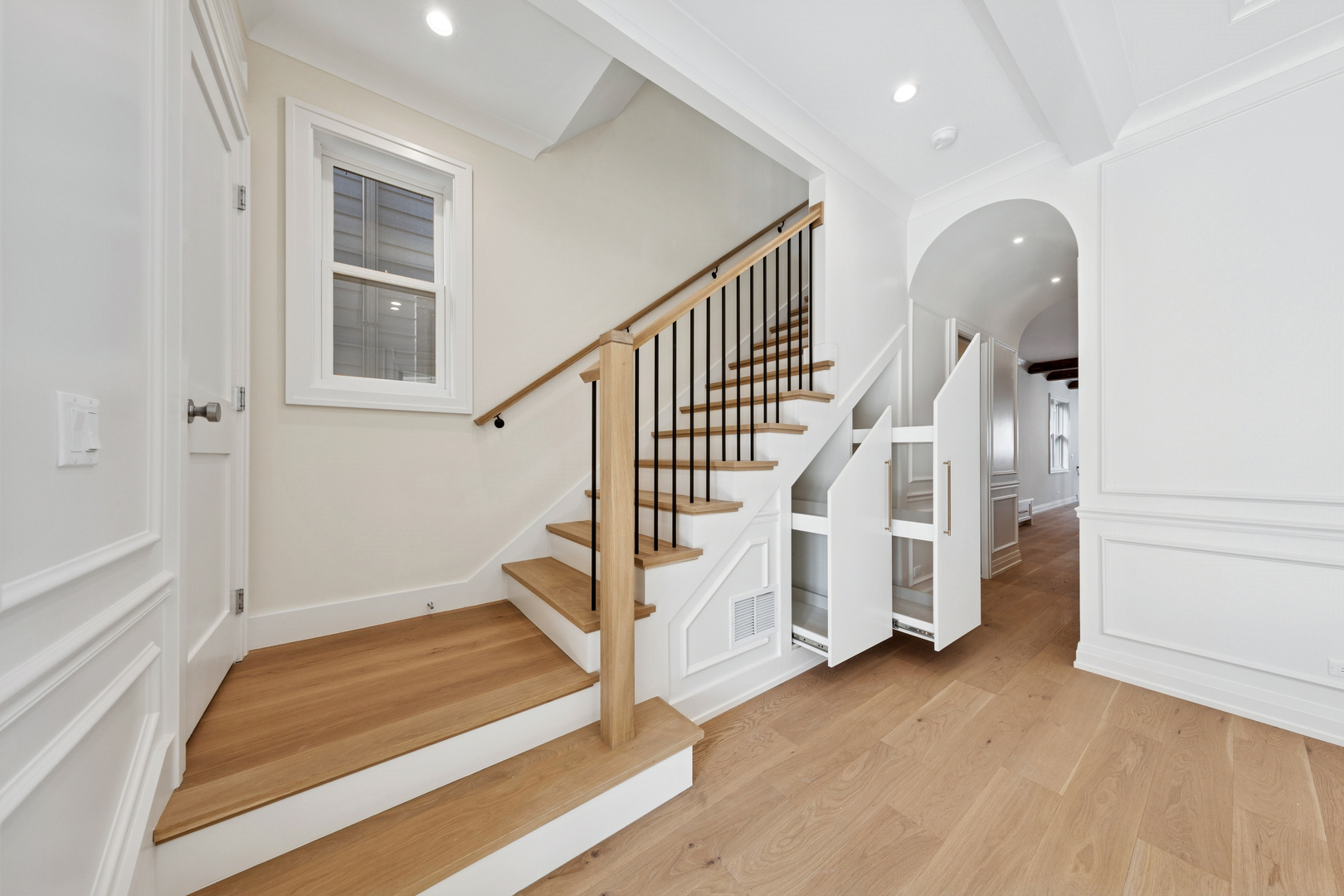 4616 North Claremont Avenue Chicago IL 60625