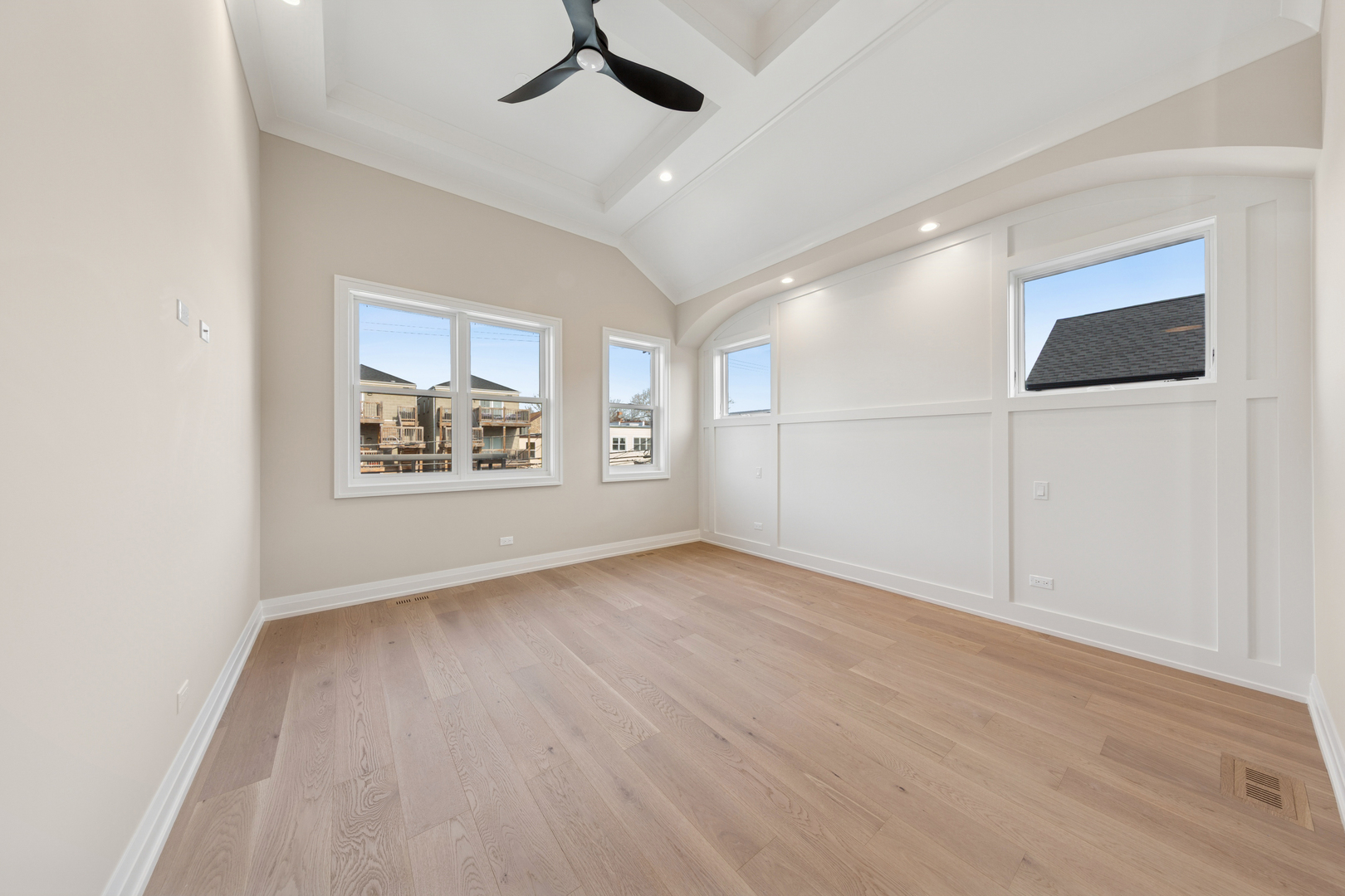 4616 North Claremont Avenue Chicago IL 60625
