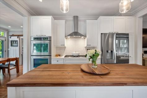 219 Catalpa Place Wilmette IL 60091